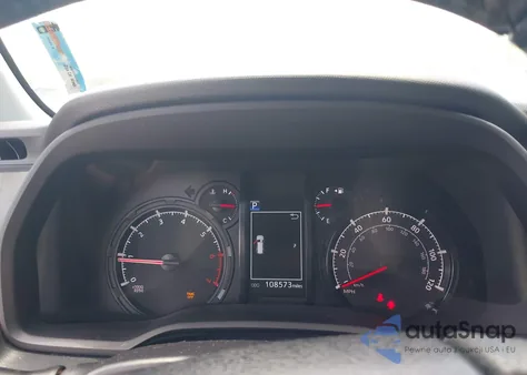 2020 Toyota 4Runner Sr5 Premium z USA, uszkodzony, nr VIN JTEBU5JR6L5784226